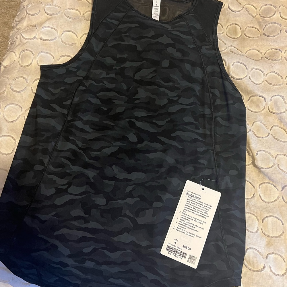 Lululemon Sculpt Tank- Black Camo Size 4 NWT